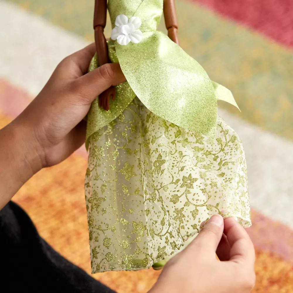 Disney Store Poupée Classique Tiana, La Princesse Et La Grenouille – Image 5